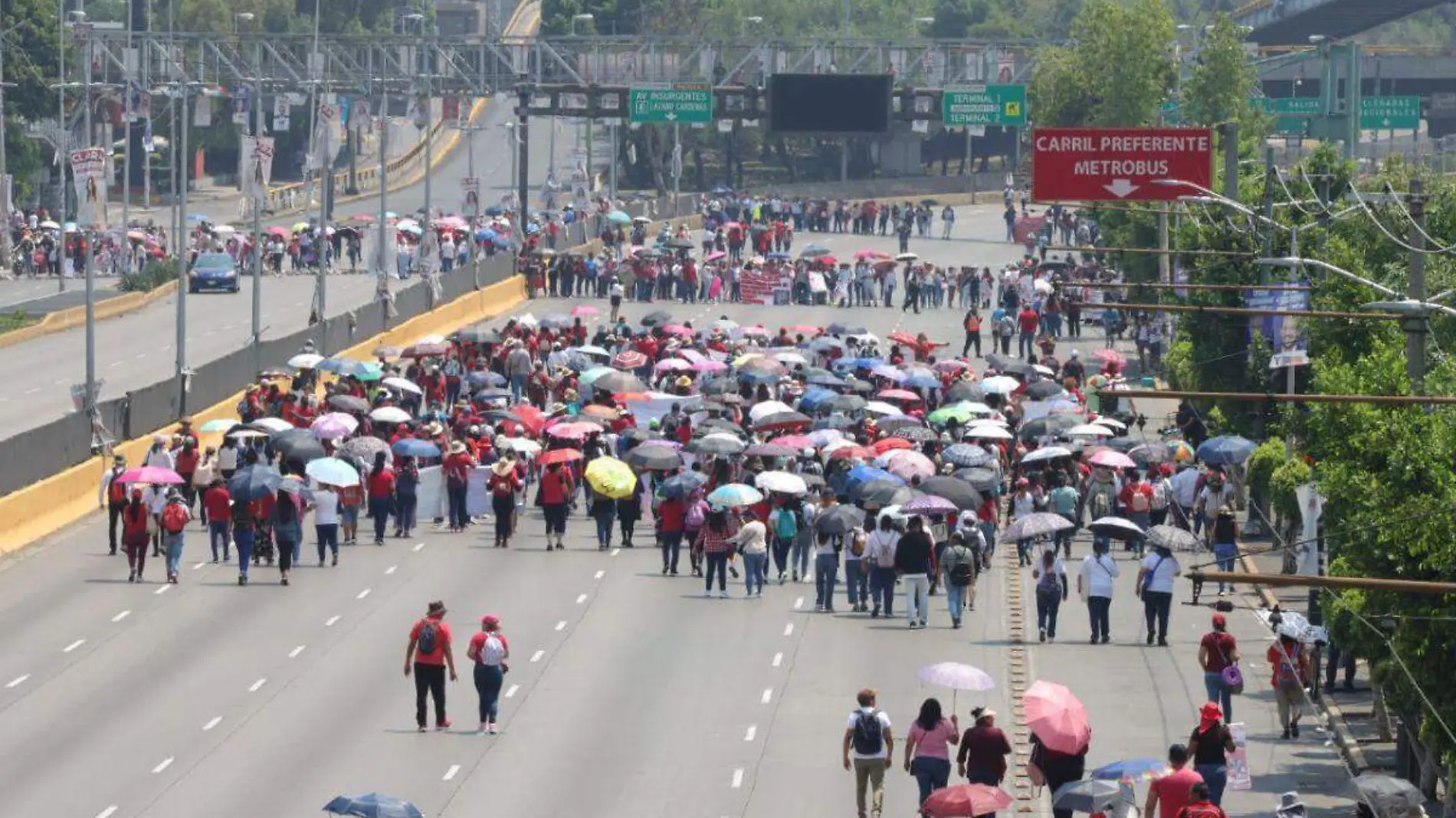 bloqueo de CNTE en AICM